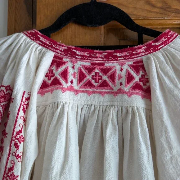 Free People Boho Embroidered Peasant Top | White Bohemian Festival Blouse - Picture 3 of 6
